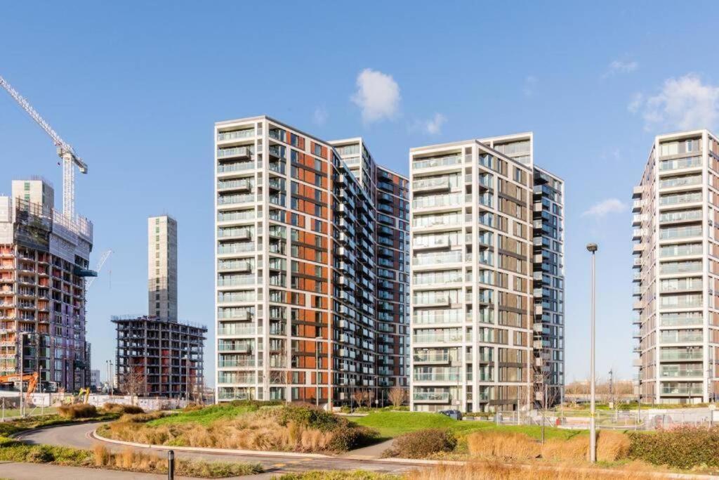 Luxury River Side Penthouse London Exteriör bild